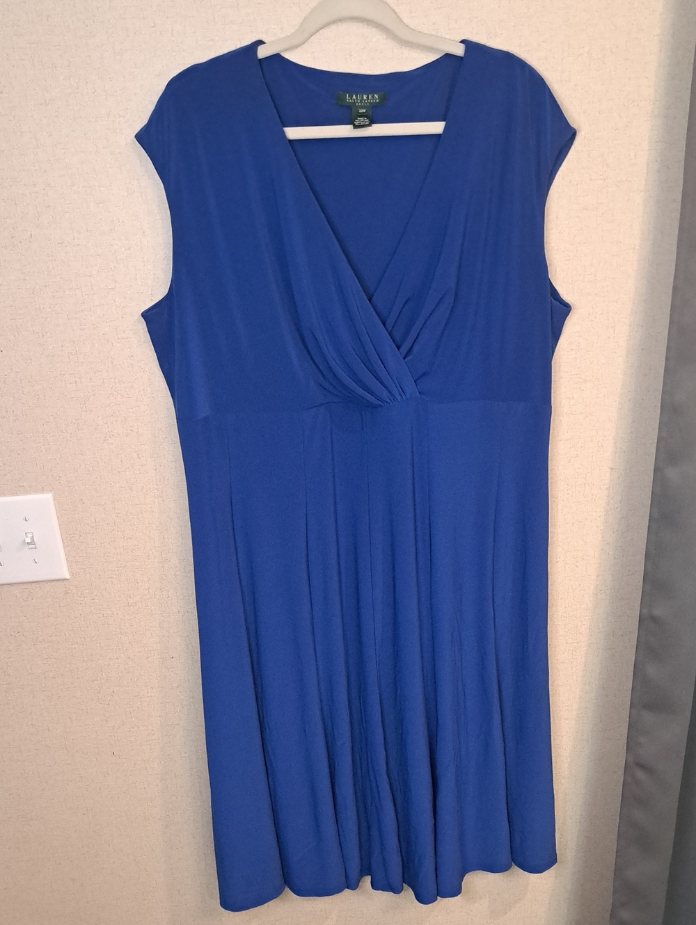 Lauren Ralph Lauren Sleeveless V-Neck Blue Jersey Dress DR55